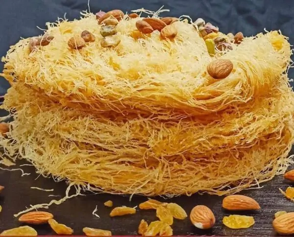 ঘিয়ে ভাজা শাহী লাচ্ছা সেমাই